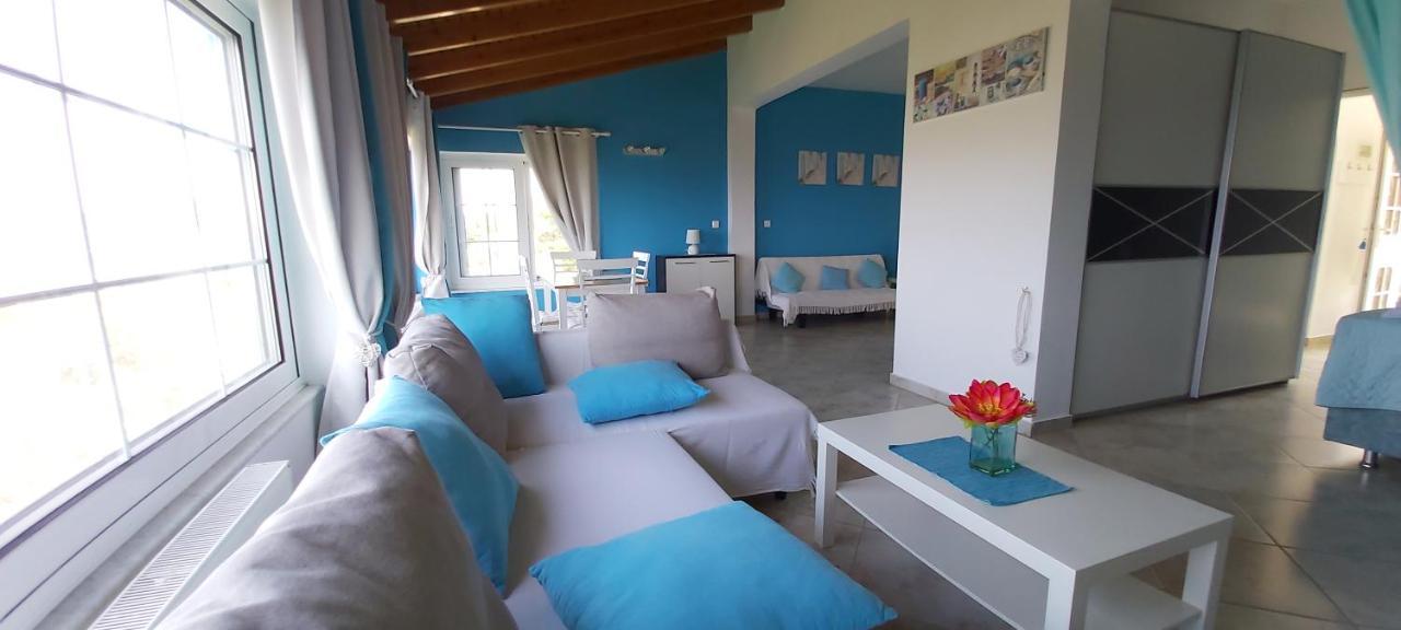 Gikas Apartments Agios Stefanos Avliotes  Exteriör bild