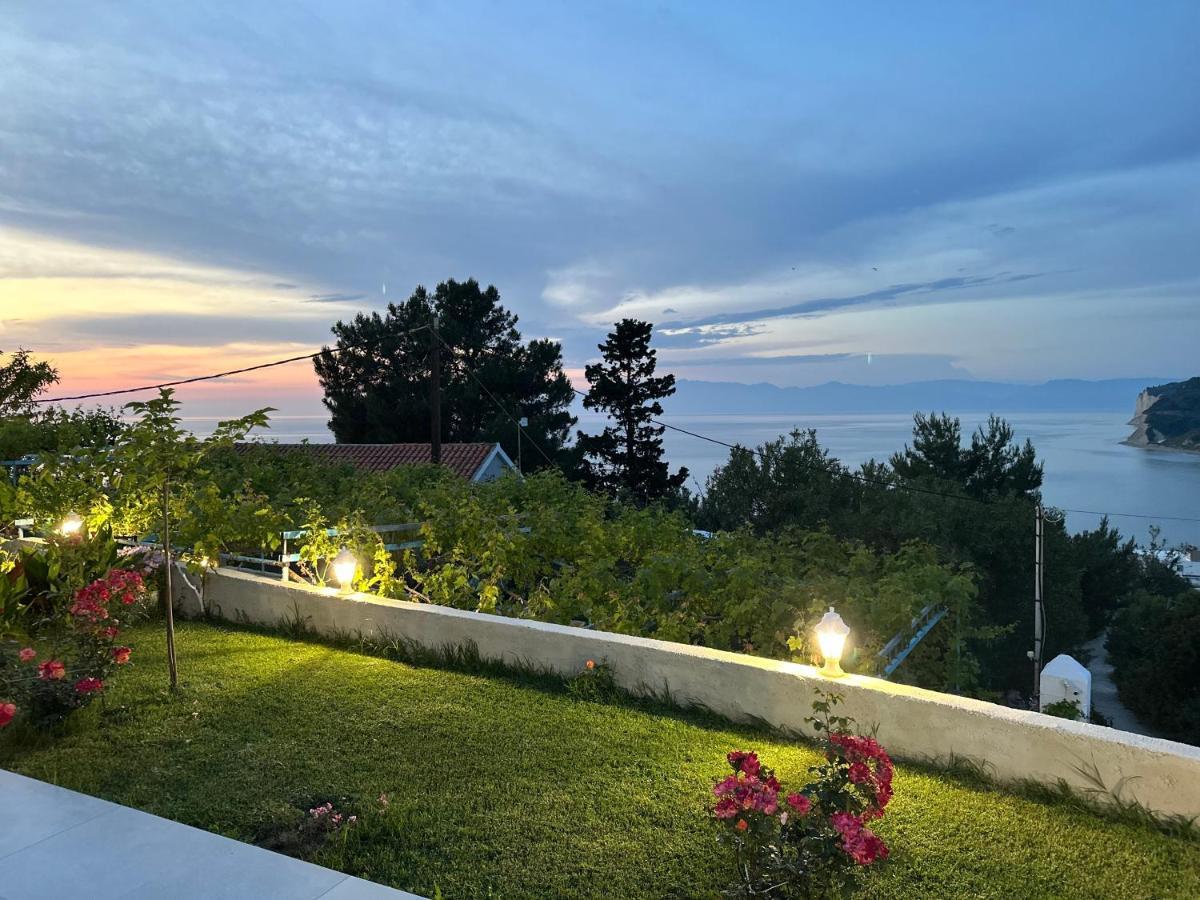Gikas Apartments Agios Stefanos Avliotes  Exteriör bild